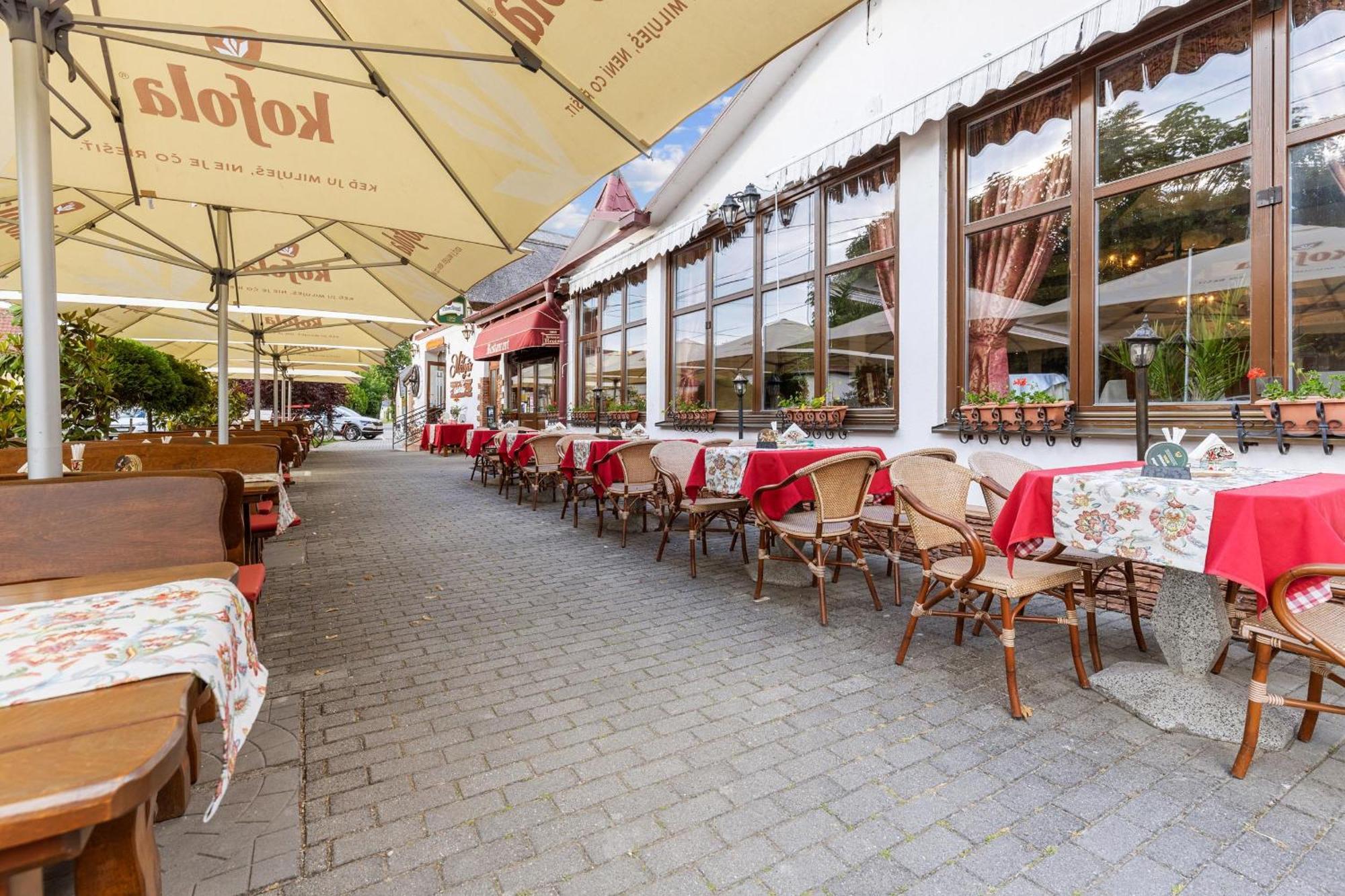 Penzión Heléné Veľký Meder Exterior foto