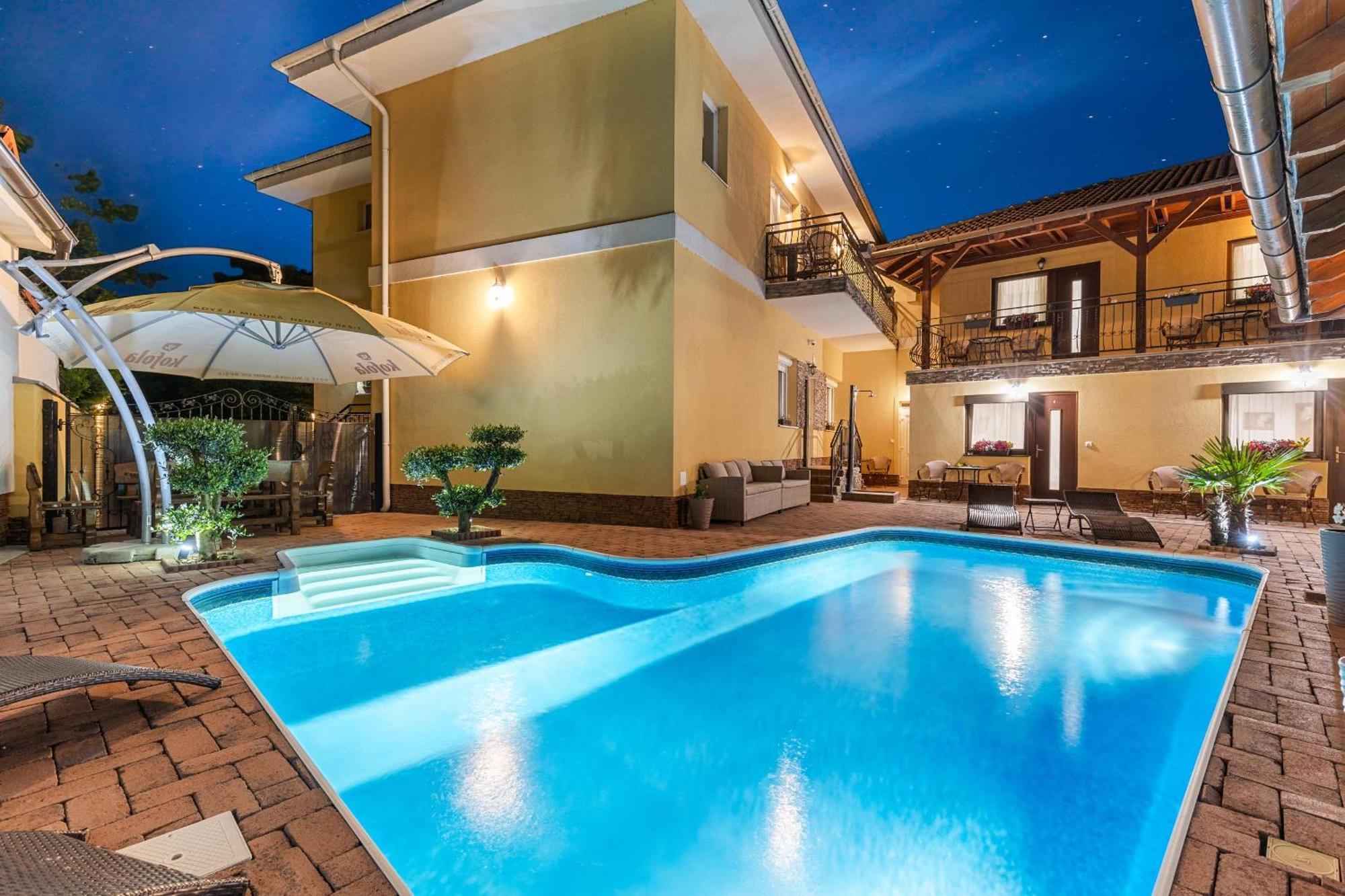 Penzión Heléné Veľký Meder Exterior foto